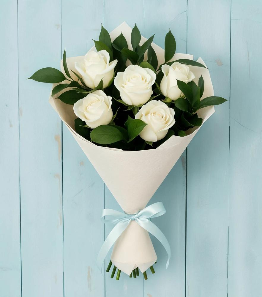 Букет цветов из: Розы в Кировграде