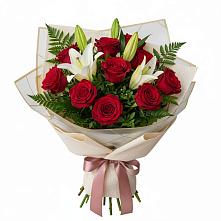 Букет цветов из:  Лилии и Розы #REPLACE_PRED# Кировграде