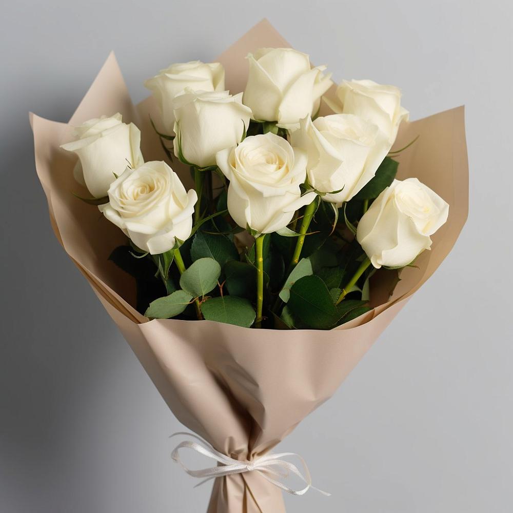 Букет 9 Белых роз Эдлесс Лав в Кировграде