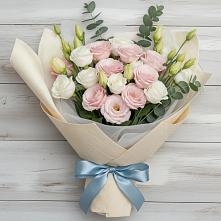 Букет цветов из:  Лизиантусы в Кировграде