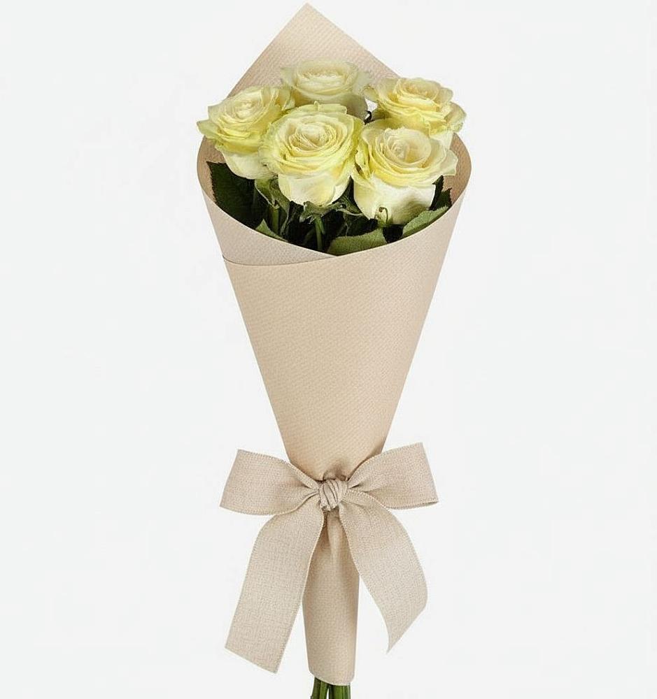 Букет цветов из: Розы в Кировграде