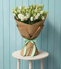 Букет цветов из:  Лизиантусы в Кировграде