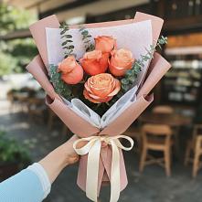 Букет цветов из:  Розы в Кировграде