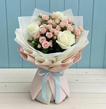 Букет цветов из:  Розы в Кировграде