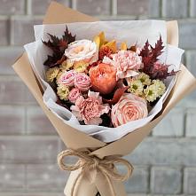Букет цветов из:  Гвоздики, Хризантемы и Розы в Кировграде