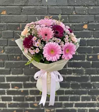 Букет цветов из:  Герберы и Хризантемы в Кировграде
