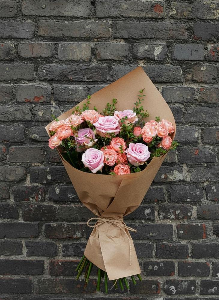 Букет цветов из: Розы в Кировграде