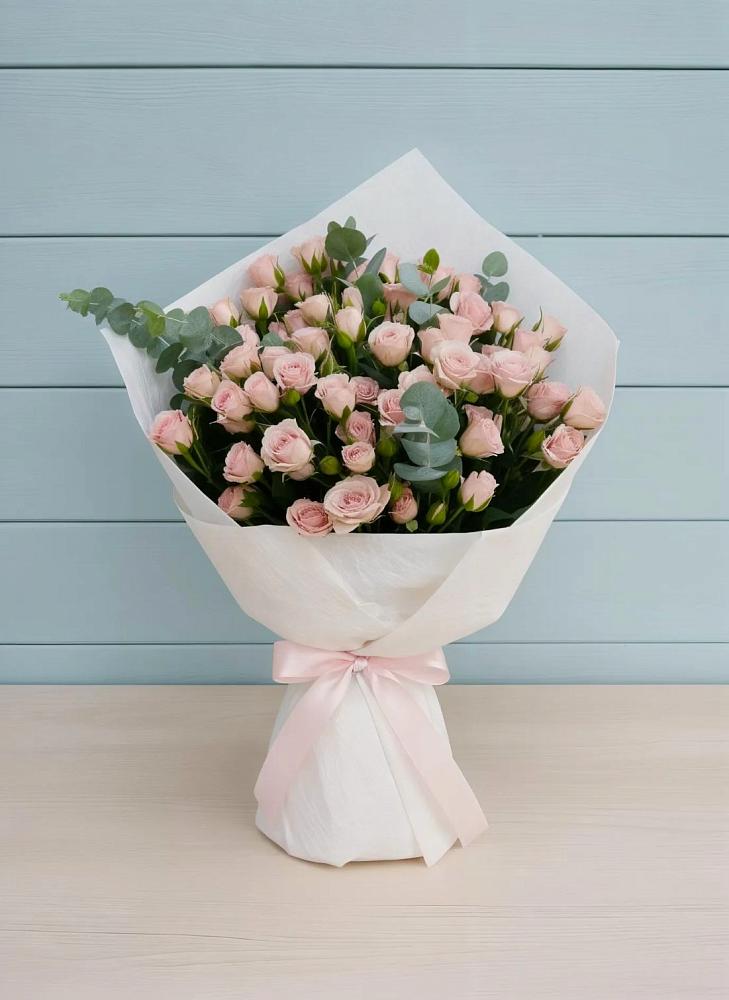 Букет цветов из: Розы в Кировграде