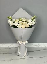 Букет цветов из:  Розы и Лизиантусы в Кировграде